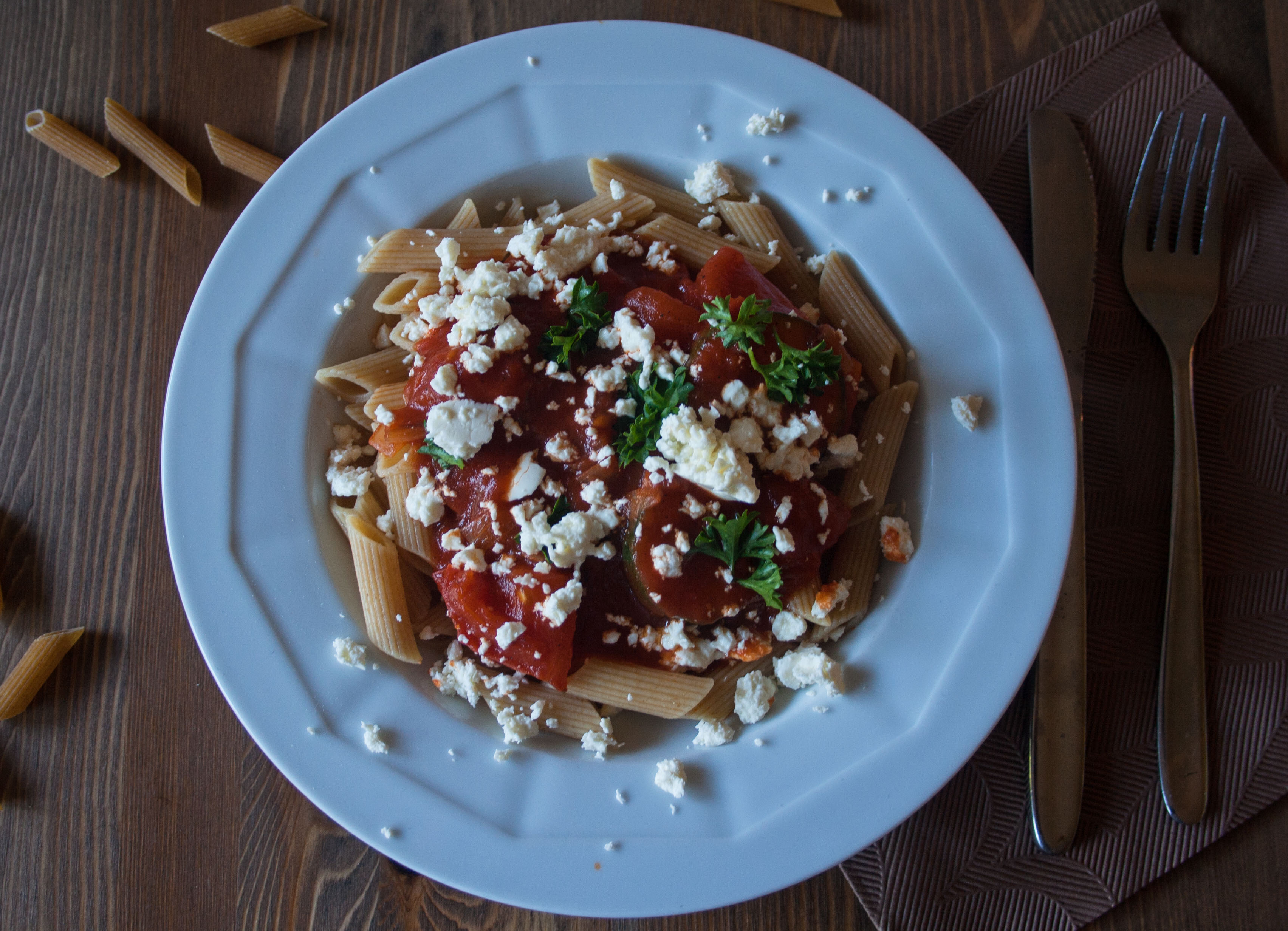 Pasta mit Zucchini und Feta – KochenwieChampignons